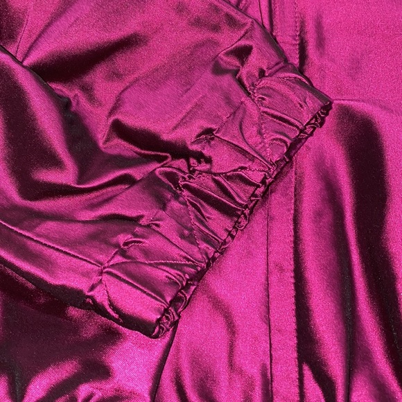 COPY - COPY - ST JOHN metallic color jacket - Picture 4 of 9